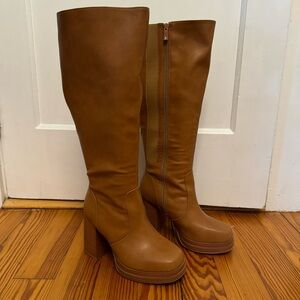 Torrid Platform Knee Boot (7.5 WW)